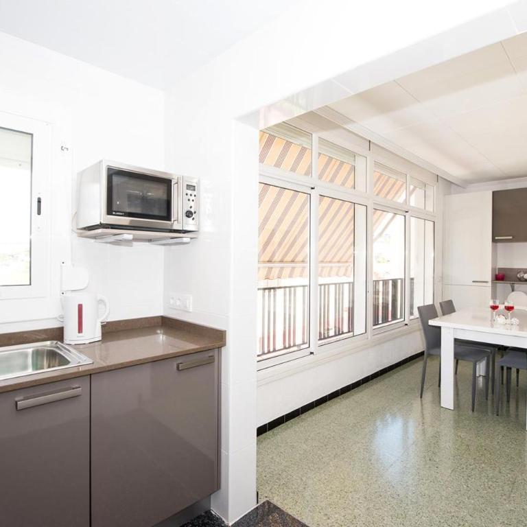 Apartamentos Costa Brava Las Vistas - Apartamento de 3 dormitorios - 14