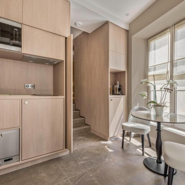 Les Suites de l'Ile Barbe - Suite - Rez-de-Jardin - 13