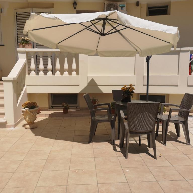 Villa Tersa - Monolocale con Balcone - 3