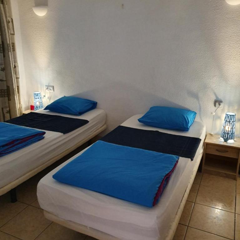 Casa Roberto Guest House "Casa Compartida" - Habitación Doble con baño compartido - 2 camas - 2