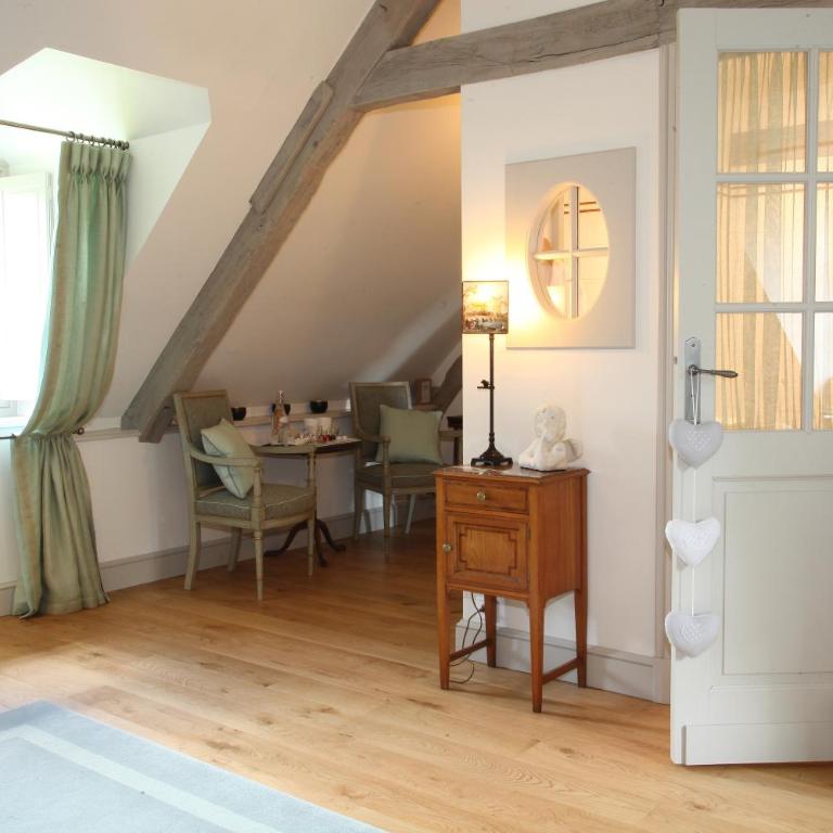 Le Clos de Grâce - Suite Junior Mansardée - Vue sur Jardin - 4