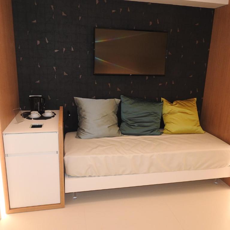 Hedoné Design Experience B&B - Camera Matrimoniale Deluxe con 1 Letto Supplementare - 18