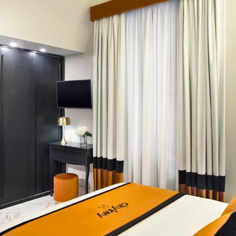 Citykey Napoli - Bed & Breakfast - Camera Matrimoniale Superior - 1