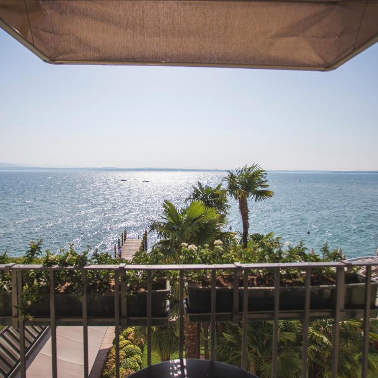 Grand Hotel Terme Sirmione - Camera Matrimoniale Prestige con Vista Lago - 2