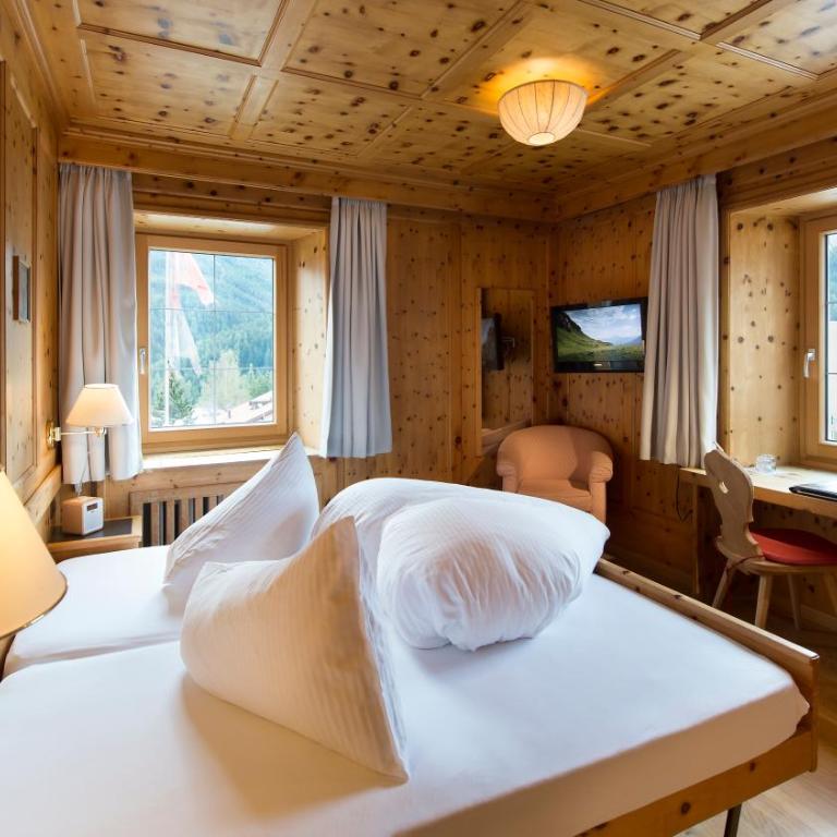 Hotel Bellaval Scuol - Doppelzimmer - 4