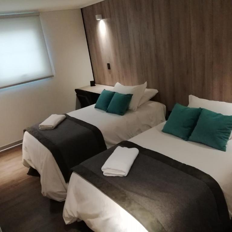 Hotel H9 - Habitación Doble - 2 camas - 4