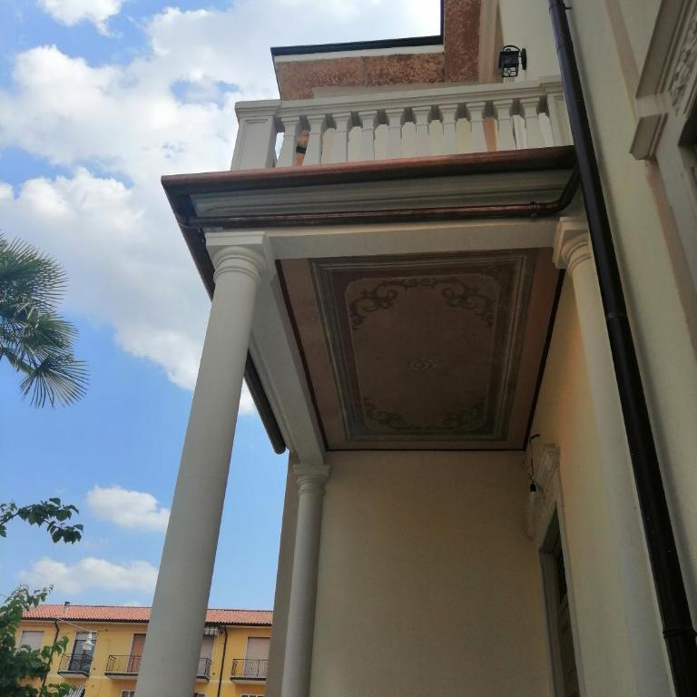 Bravo 18 - Suite King con Balcone - 13