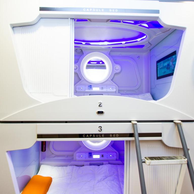 El Prado Capsule Hostel - Cama Individual en habitación compartida femenina - 1