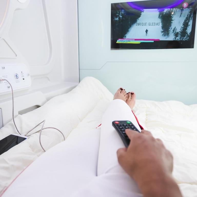 El Prado Capsule Hostel - Cama Individual en habitación compartida femenina - 11