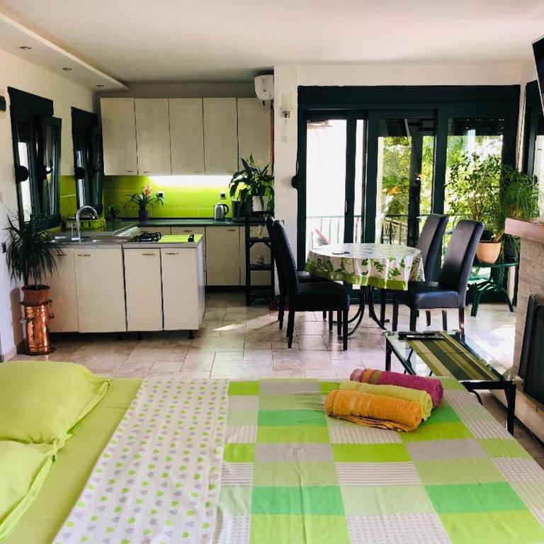 Apartments Afrodita - Studio (3 Odrasle Osobe) - 1
