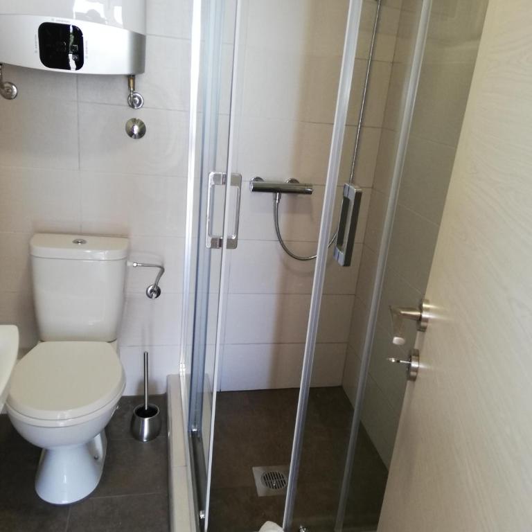 Dolores Apartments - One-Bedroom Apartment - 15