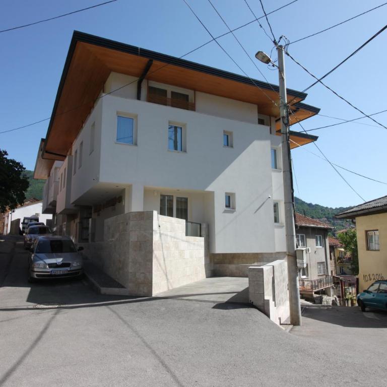 Royal Apartments Old Town - Deluks Apartman - 16