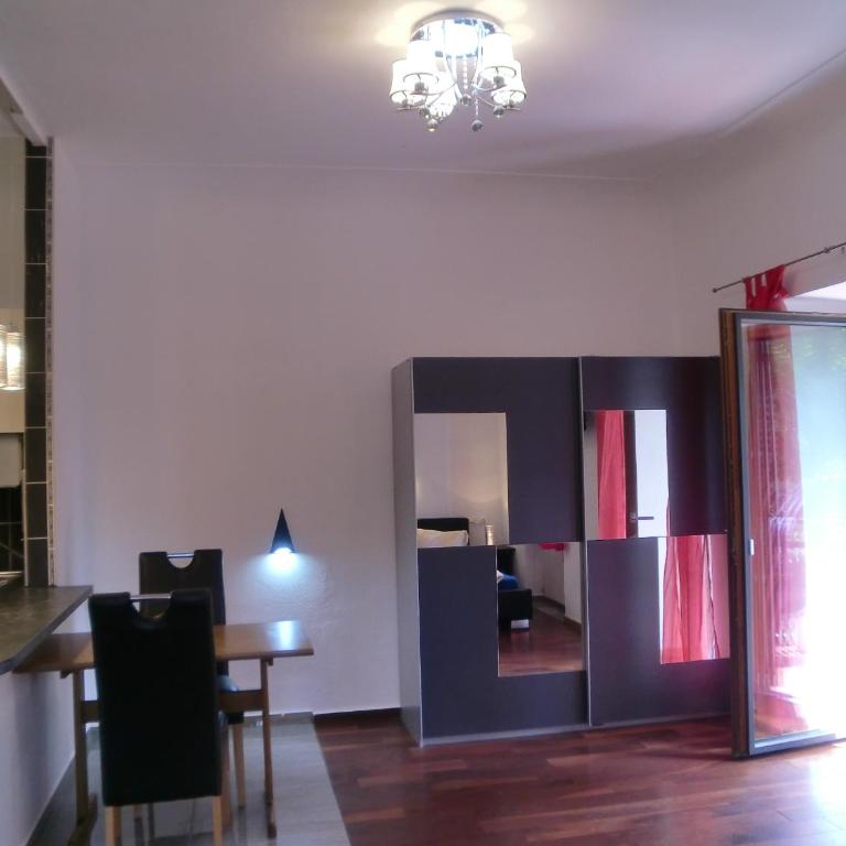 Garten- & Loggia-Appartement HERRENHAUS - Studio-Apartment - 24