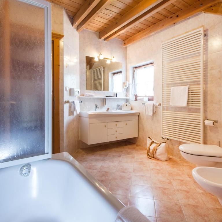 Hotel Ansitz Jakoberhof - Suite Familiare Dependance - 5