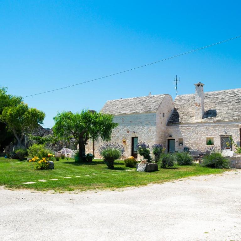 Trulli Donna Isabella - Double Room with Garden View - 1