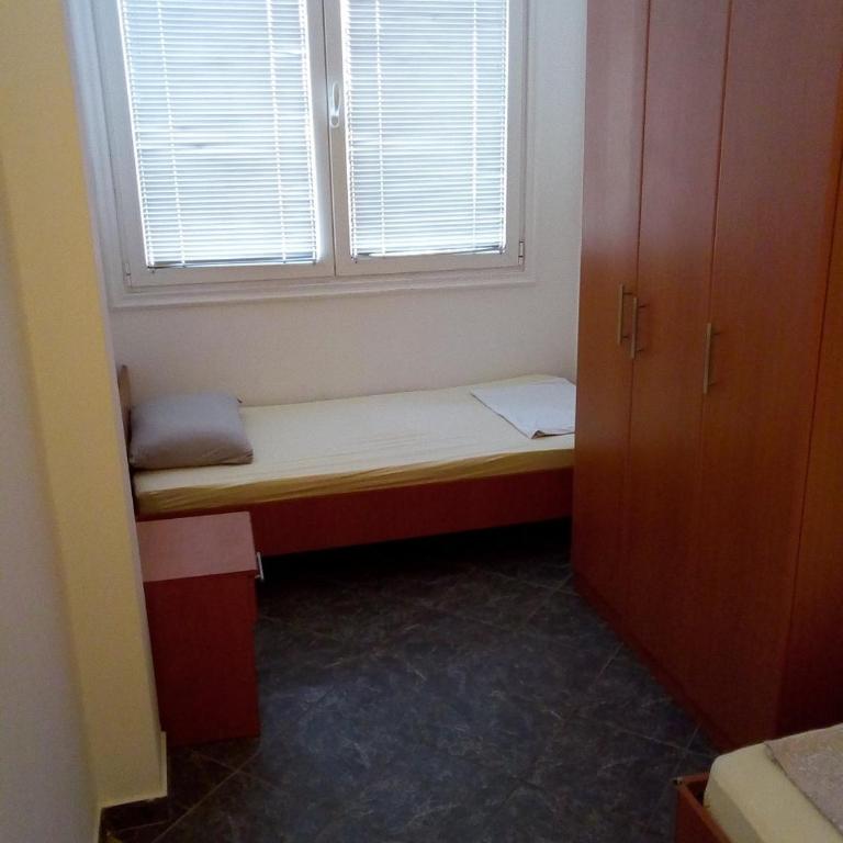 Helena Holiday Home - Two-Bedroom Apartment - 4