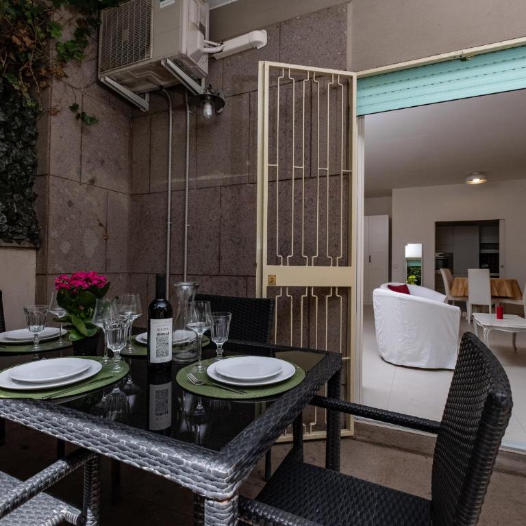 Vatican Quiet Apartment with Garden & Parking - Appartamento con Vista Giardino - 75