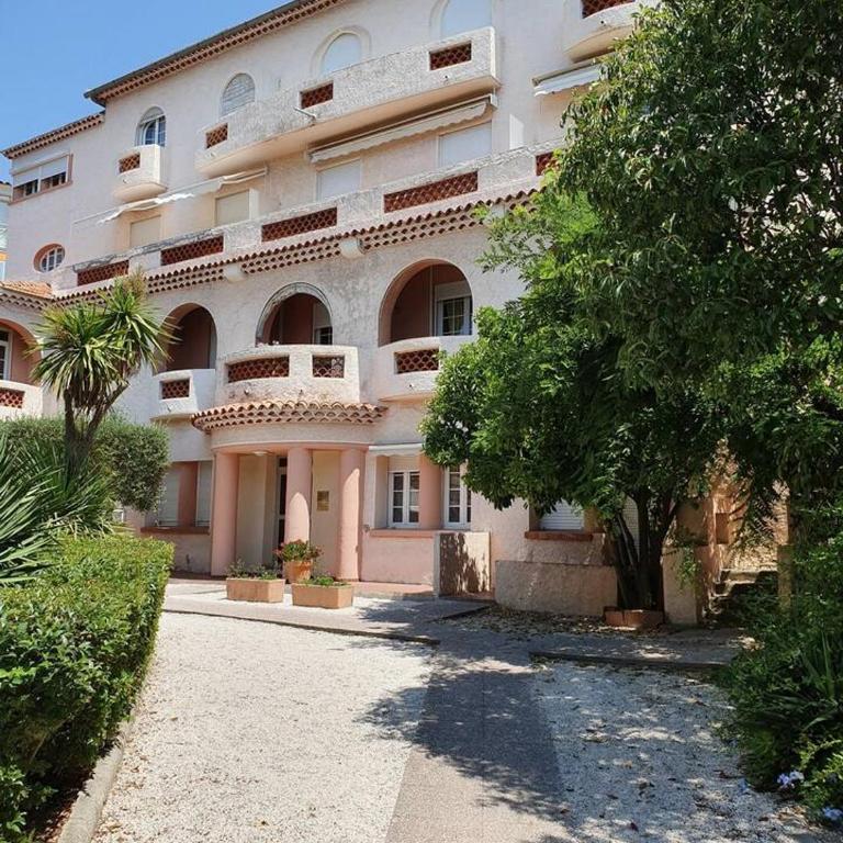 Studio avec Grand Balcon- Résidence de Caractère - Appartement 1 Chambre - 1