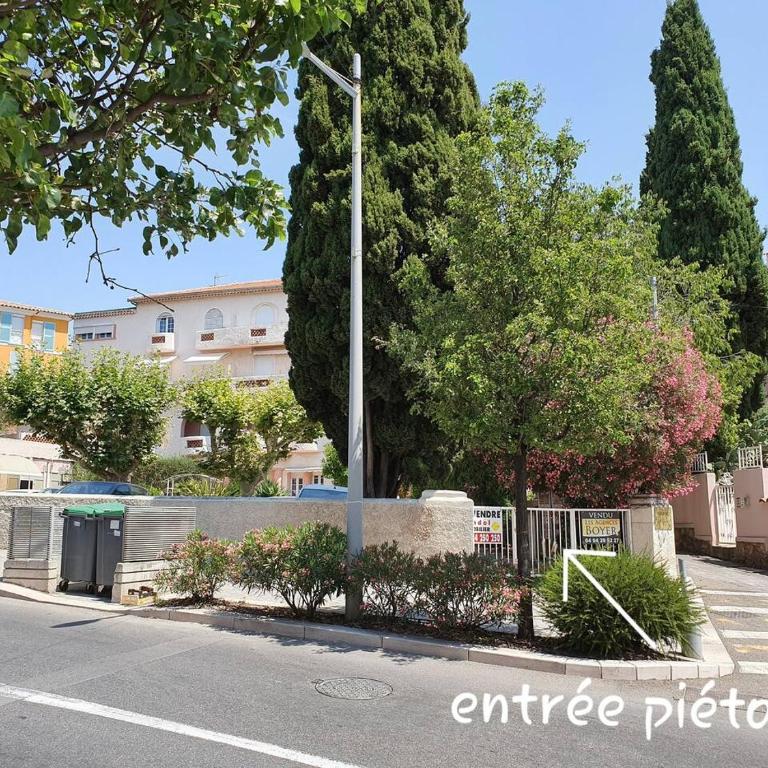 Studio avec Grand Balcon- Résidence de Caractère - Appartement 1 Chambre - 5