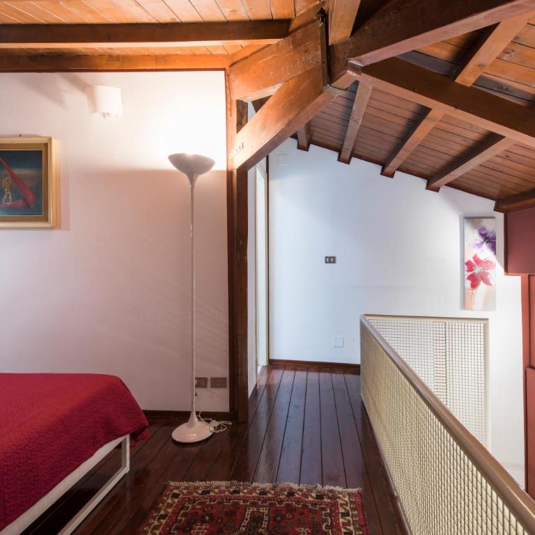 The Normans Apartments - Deluxe Apartment - 16