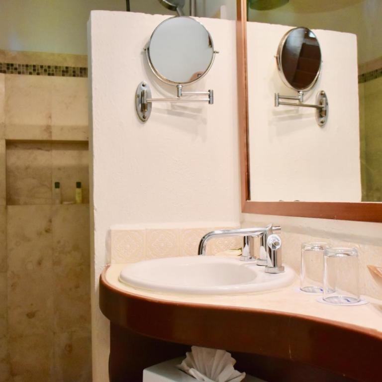 Playa Palms Beach Hotel - Superior Apartment - 7