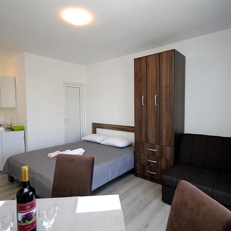 Rosi`s Apartment - Apartment mit Terrasse - 3