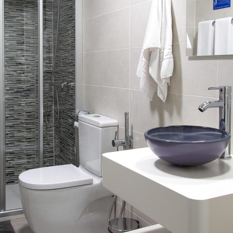 Pensión Laurel Self Check-in - Habitación Doble con baño privado - 2