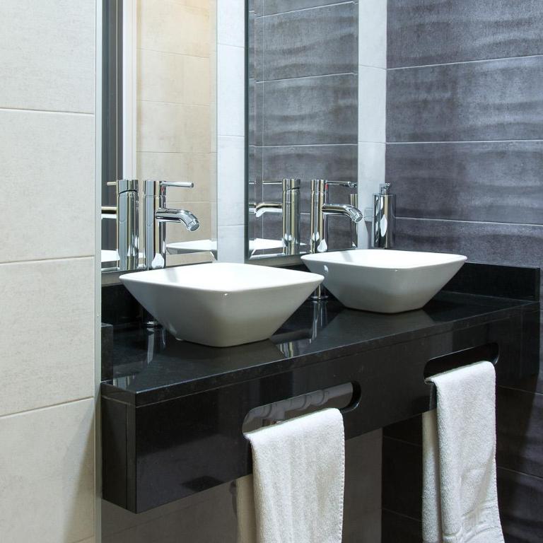 Pensión Laurel Self Check-in - Habitación Doble con baño privado - 4
