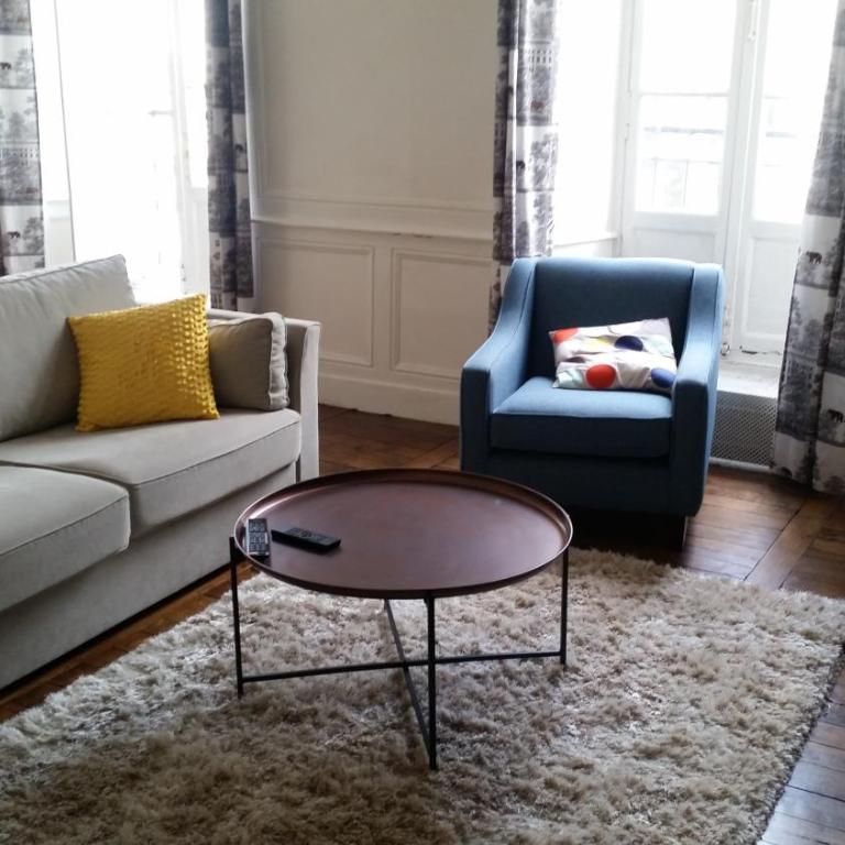 MAIRIE -APPT 75M2 -3 CHBRES - bail mobilité ou étudiant - Three-Bedroom Apartment - 1