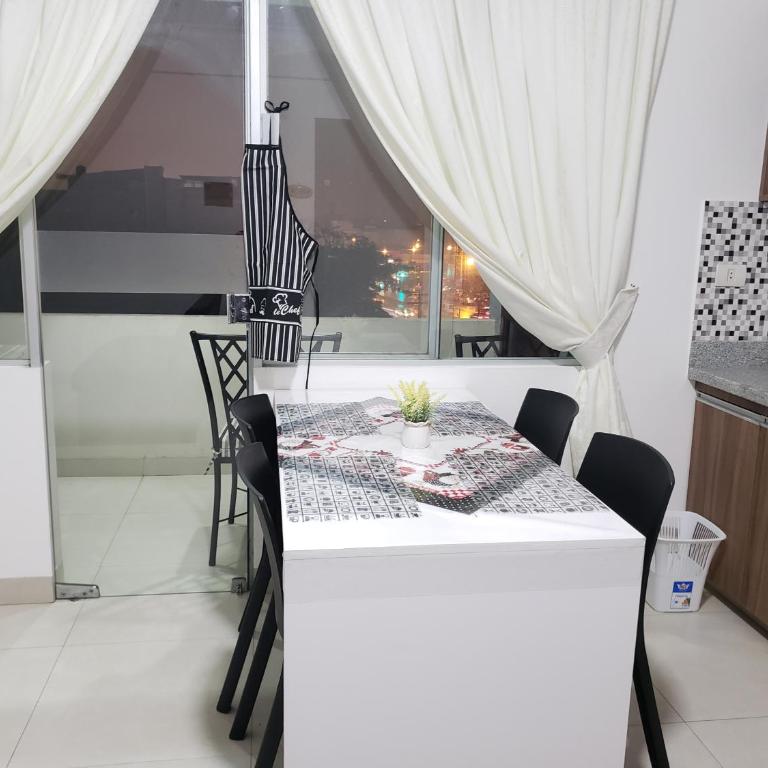 Edificio Las Palmas 3100 - Apartamento con balcón - 7