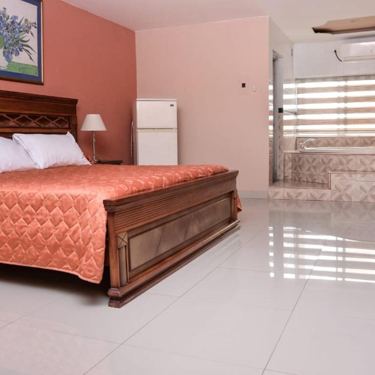 Hotel Olimpico en Quevedo - Suite con bañera de hidromasaje - Cama extragrande - 1