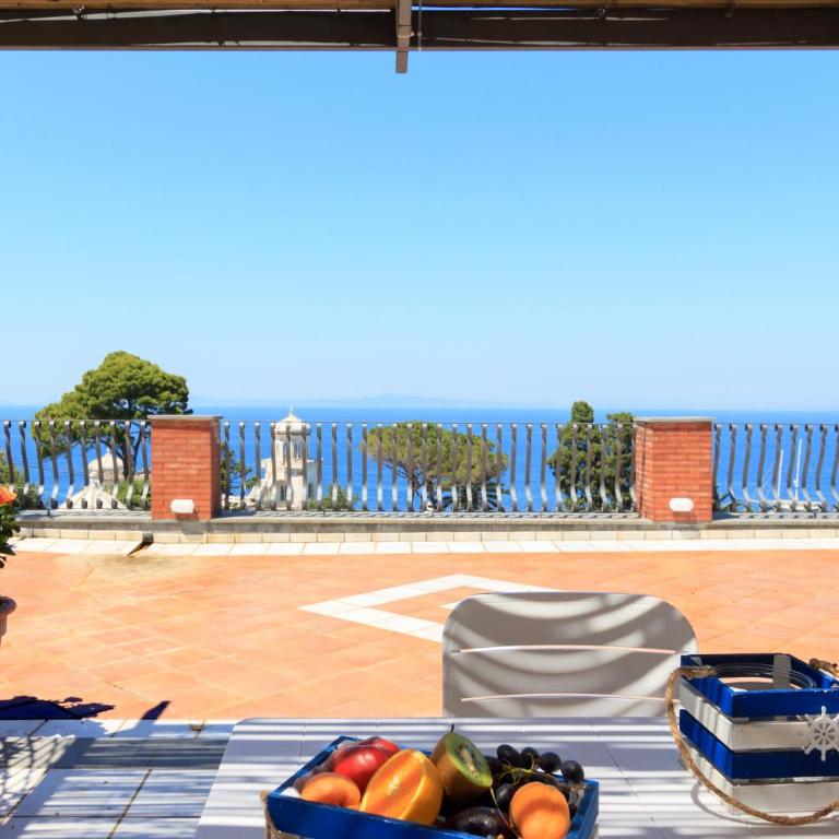AQUAMARINE Relaxing Capri Suites - Appartamento con Terrazza - 1
