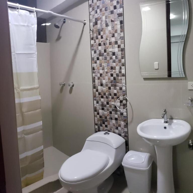 Hotel Apu Kempor - Triple Room with Private Bathroom - 4