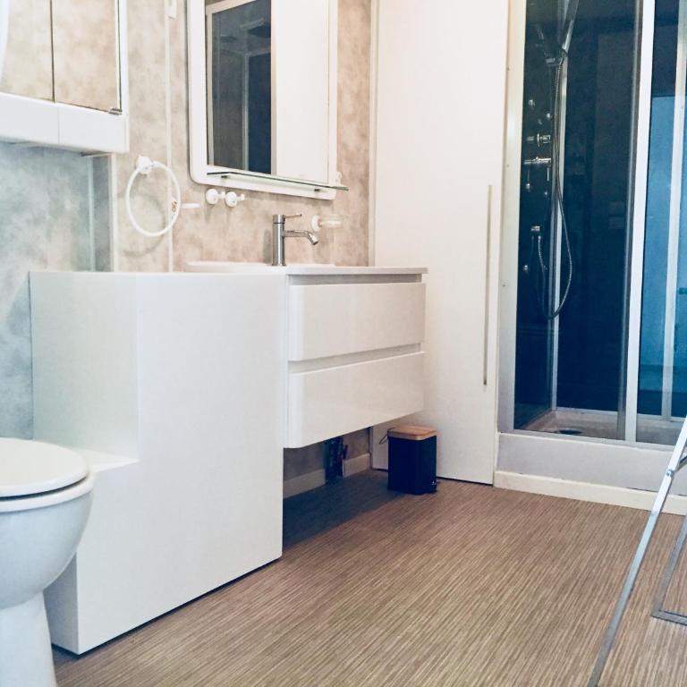 Villa Bigorra Lourdes centre Le Sanctuaire La Grotte , parking - Appartement 3 Chambres - 7