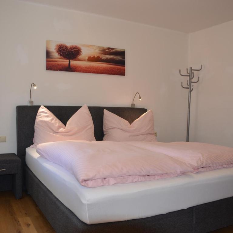 Appartements Gadenstätter - Apartment mit Balkon - 10