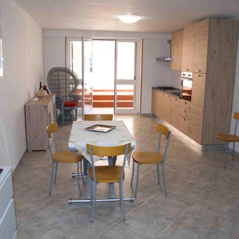 Emyhouse54 - Appartamento con 2 Camere da Letto - 4