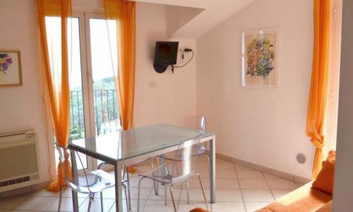 CASA VACANZE SANTI - Casa con 2 Camere da Letto - 2