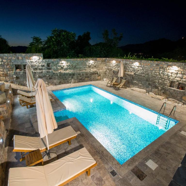 Villa Old Castle Apartments - Villa with Private Pool - 15