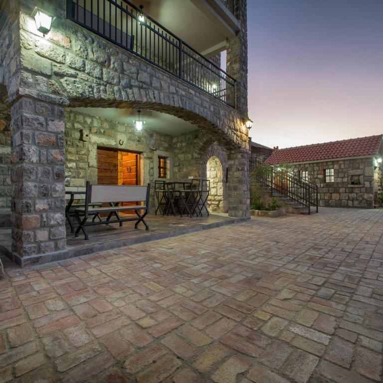 Villa Old Castle Apartments - Villa with Private Pool - 12