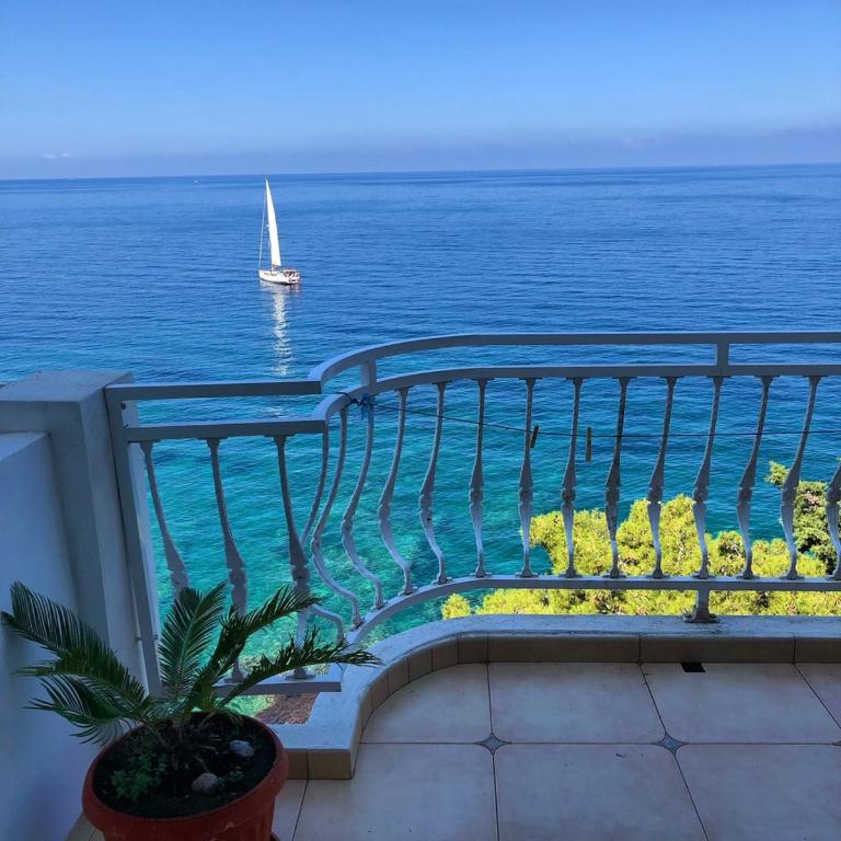 Apartments & Rooms Elite - One-Bedroom Apartment with Sea View - 13