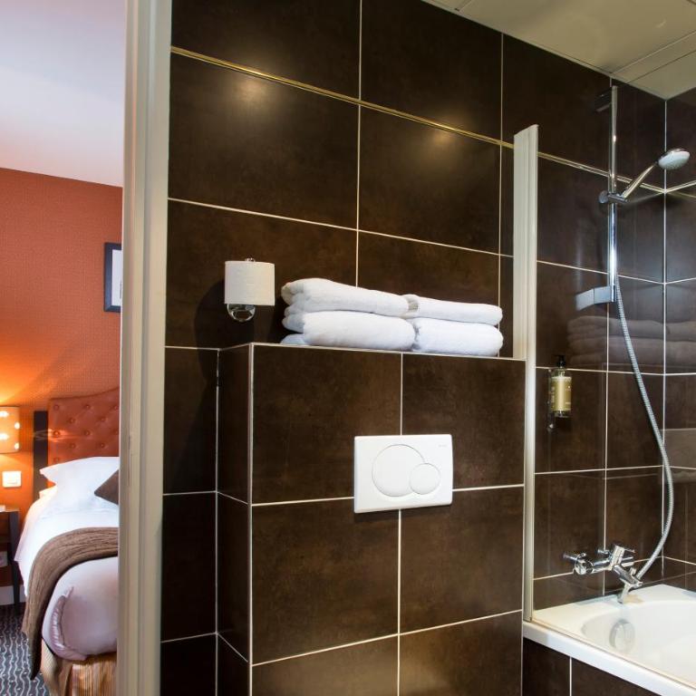Hôtel du Prince Eugène - Chambre Double Supérieure avec Terrasse - 4