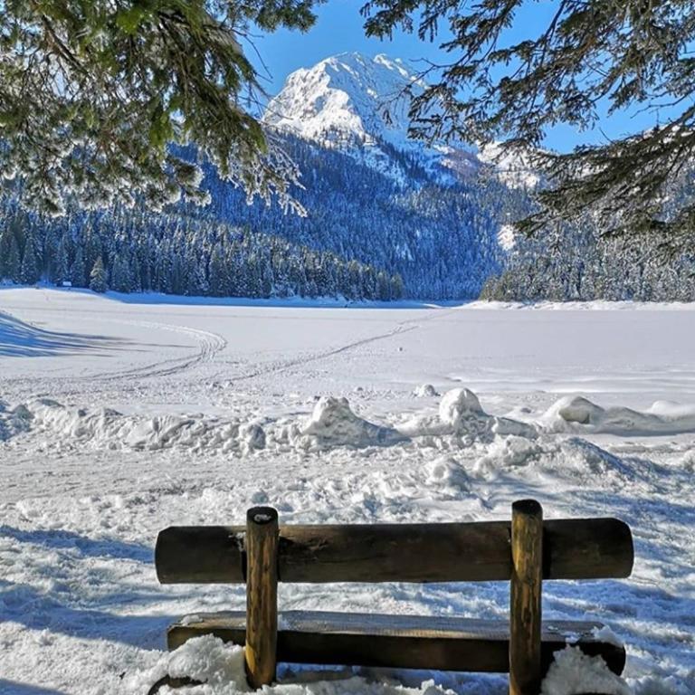 House Sandra - Two-Bedroom House with Mountain View - 21