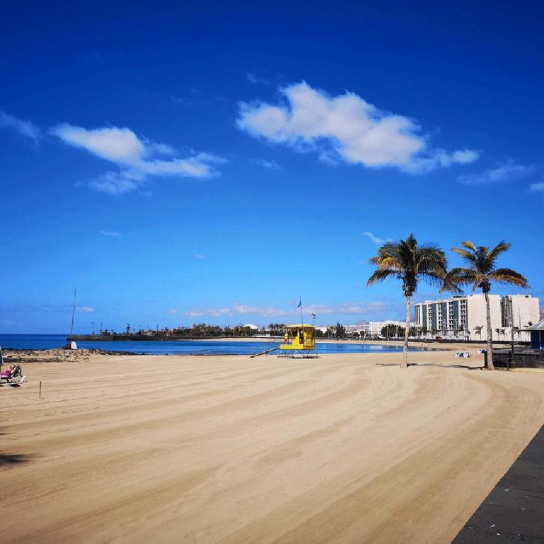 Arrecife Sands- Seafront Apartment - Sea Views - Private Underground Parking - Apartamento de 3 dormitorios con vistas al mar - 33