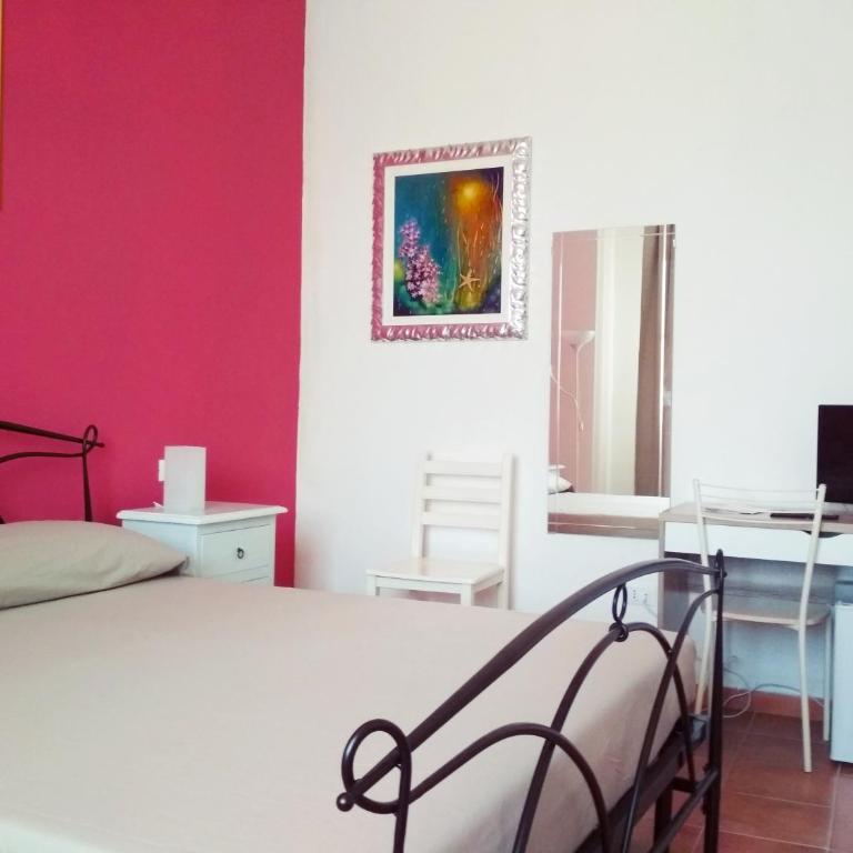 B&B Le Muse - Ampia Camera Matrimoniale/Doppia con Letti Singoli - 12