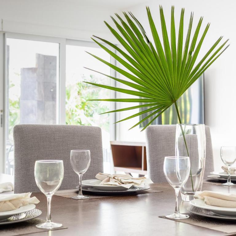 Mareazul Beach Front Condos At playa del Carmen - Apartment with Pool View - 6