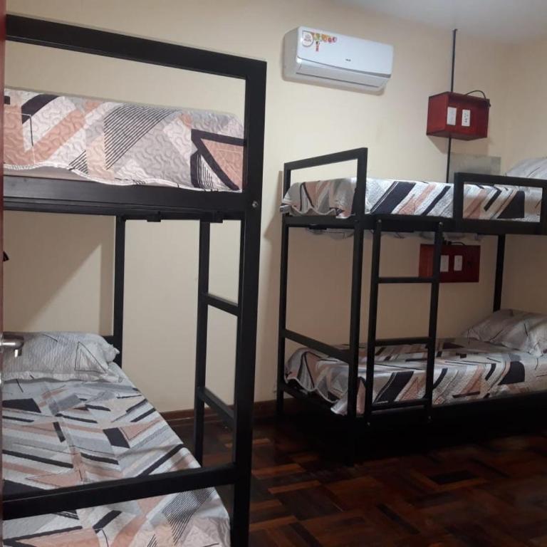 Steve's House Iguazu Av Cordoba 264 - Cama en habitación compartida con 4 camas - 6