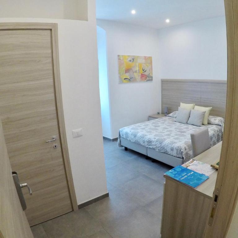 Mare dentro rooms - Camera Matrimoniale/Doppia con Letti Singoli con Bagno Privato - 3