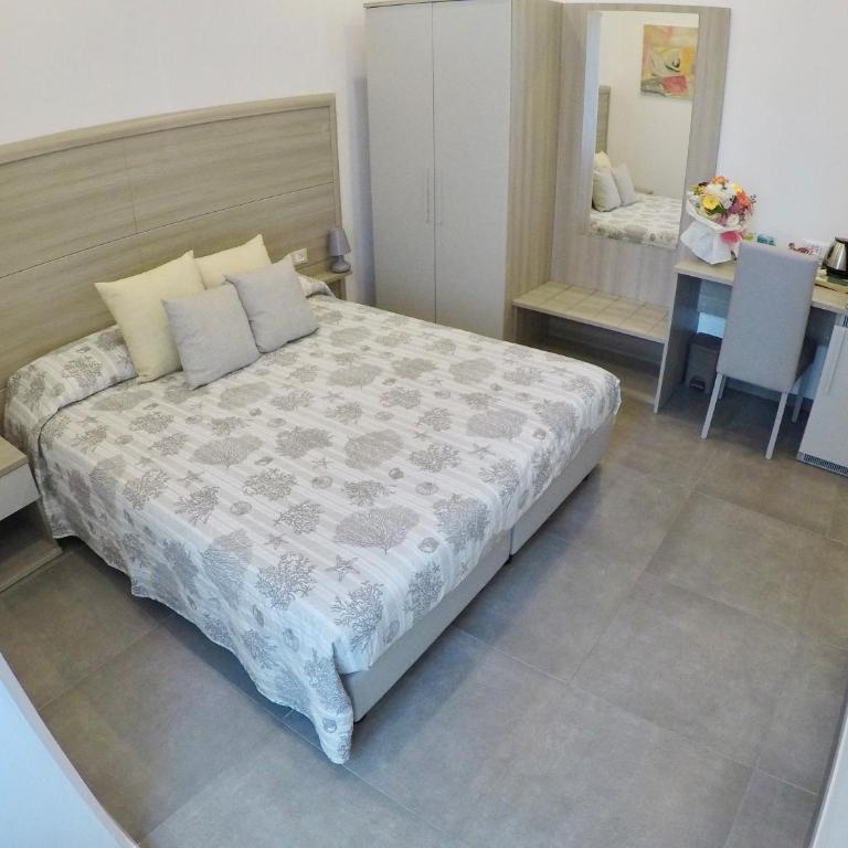 Mare dentro rooms - Camera Matrimoniale/Doppia con Letti Singoli con Bagno Privato - 14