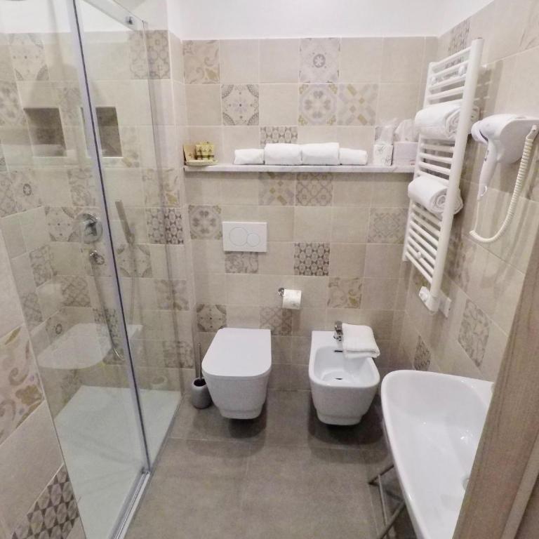 Mare dentro rooms - Camera Matrimoniale/Doppia con Letti Singoli con Bagno Privato - 4