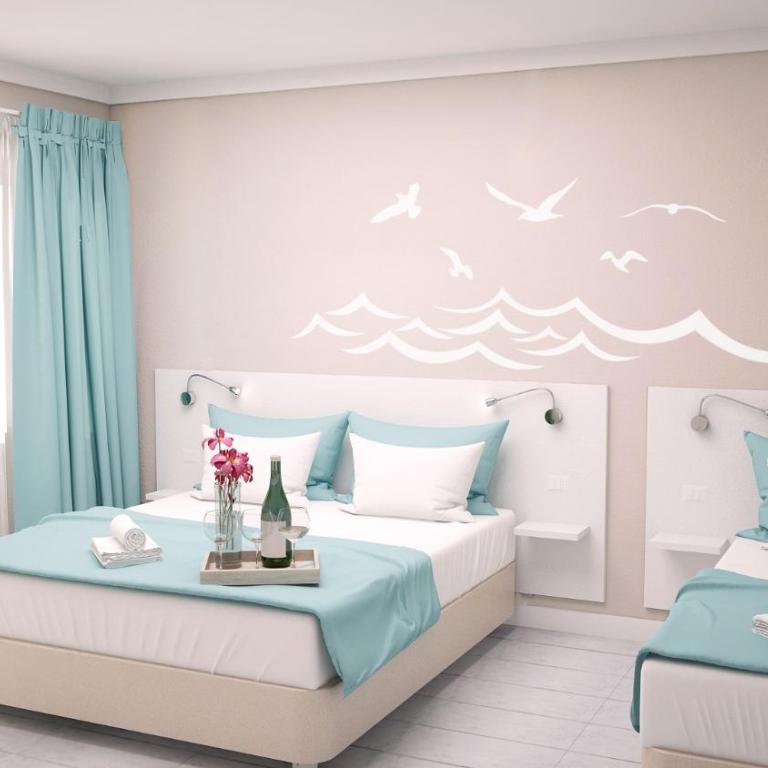 La Smeralda - Boutique Rooms and Breakfast - Camera Tripla con Balcone - 1